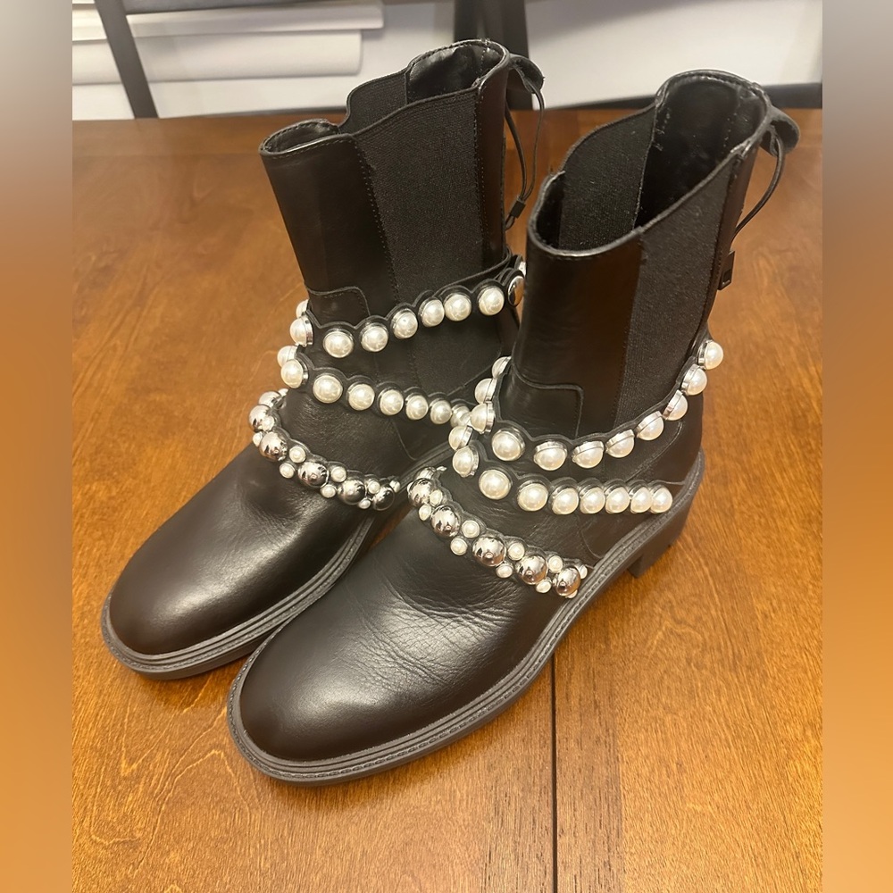 Black Leather Ankle Boots with Pearl Accents - 39